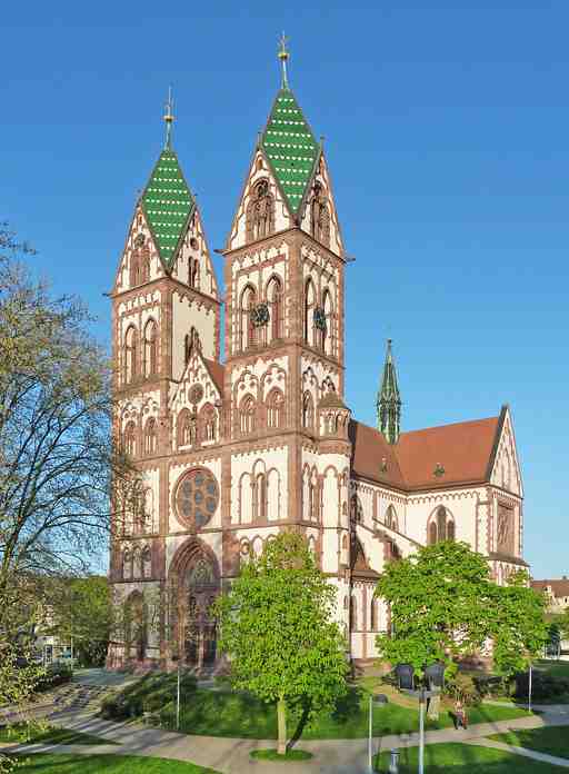 Freiburg im Breisgau Audio Tour: Echoes of Artistry & Sacred Spaces