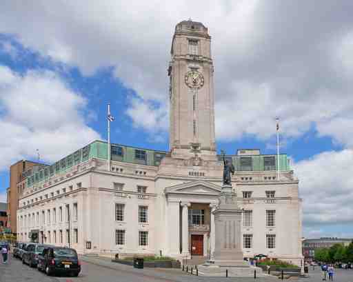 Luton Audio Tour: Stories Weaved through Time and Tradition