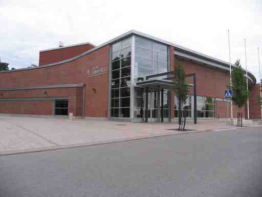 Oulu Audio Tour: Sporting Legends and Civic Landmarks Unveiled