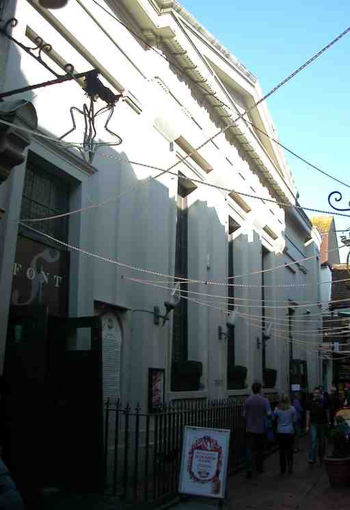 Brighton Audio Tour: Brighton’s Heritage Halls and Hidden Havens Tour