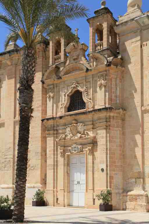 Floriana Audio Tour: Legacy & Legends in Malta’s Gateway