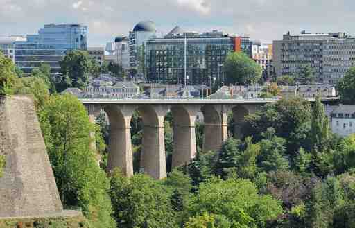 Luxembourg Audio Tour: Hidden Wonders and Heritage of Grund